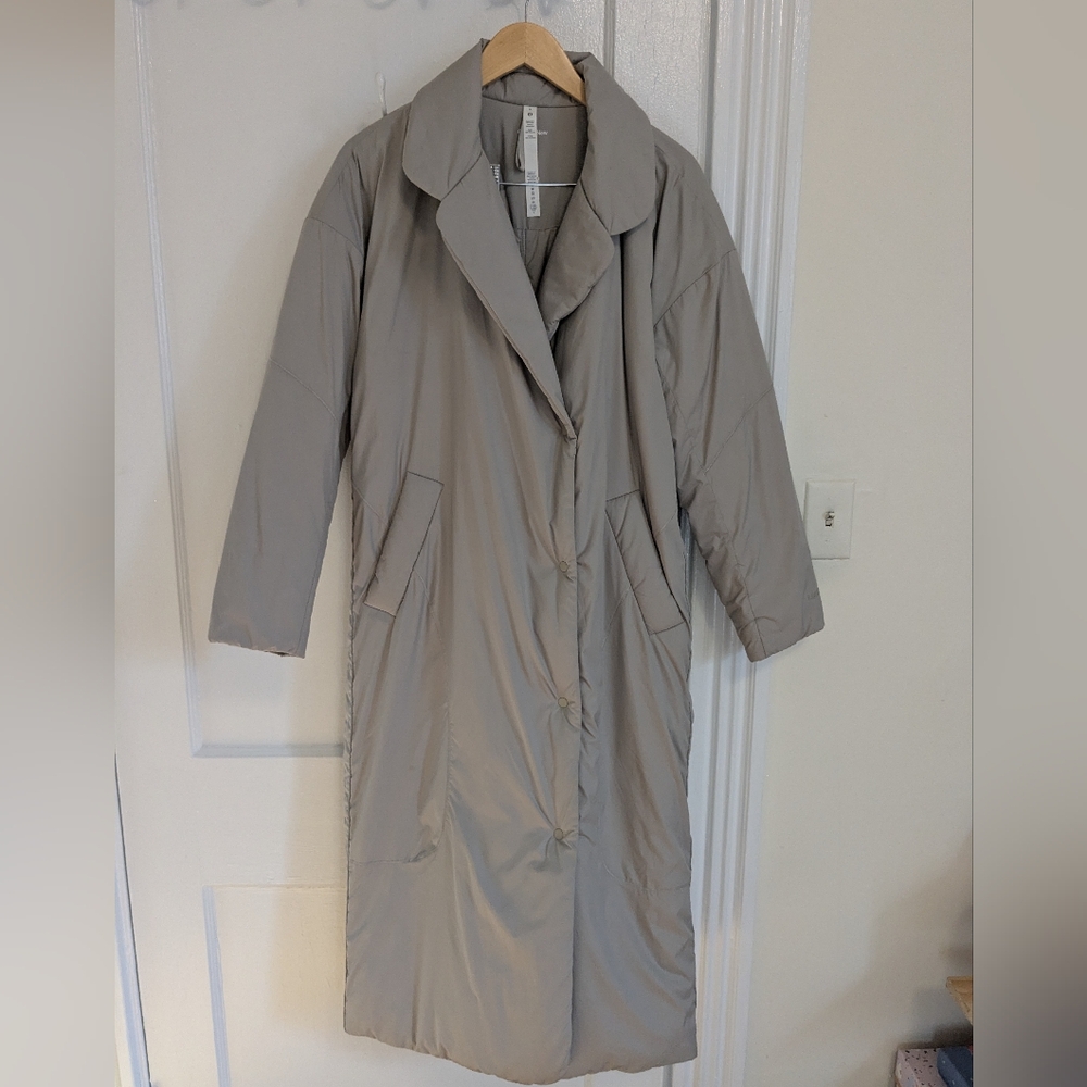Lululemon Insulated Trench In Raw Linen